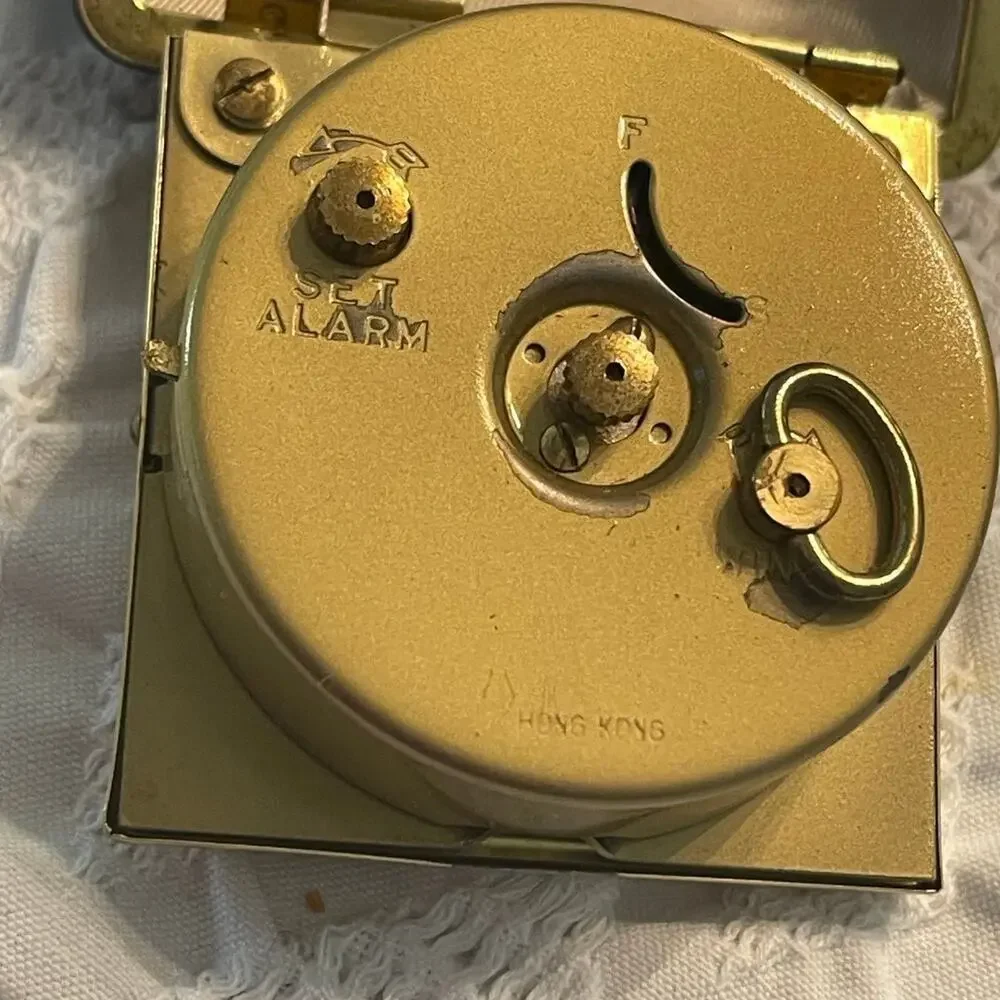 Vintage Westclox portable travel clock and alarm works!! 2-1/4